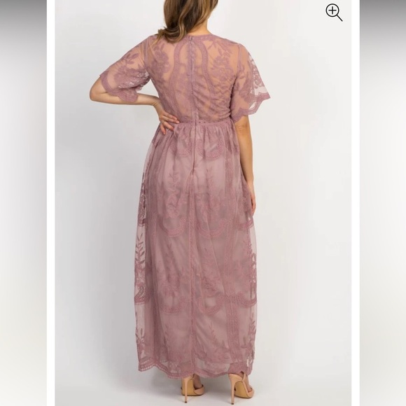 Pink Blush Mauve Mesh Lace Overlay Maternity Dress. Size Medium. - Picture 9 of 9